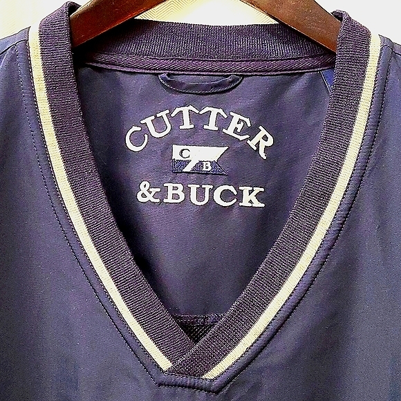 Cutter and Buck Sleeveless Pullover Golf Sweater - Picture 3 of 11